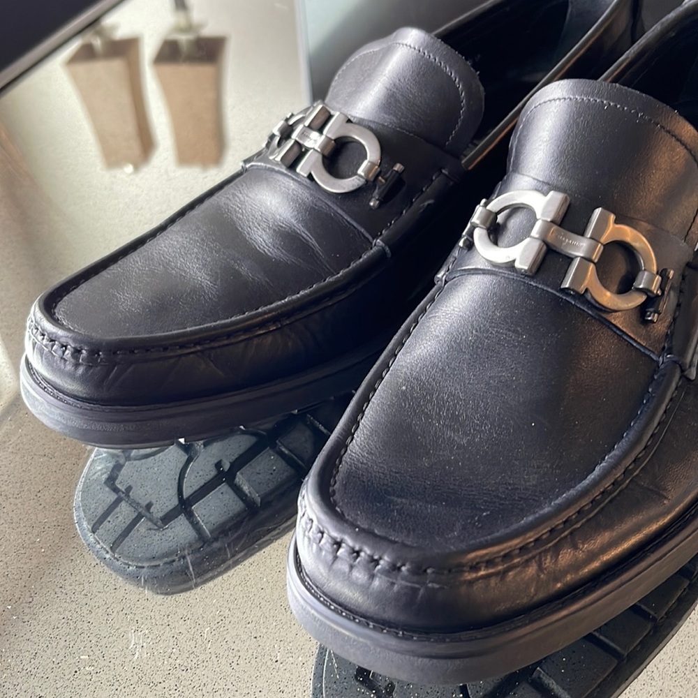 Salvatore Ferragammo Excellent condition. Size mens 10 D but runs at 9 1/2